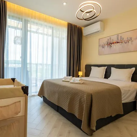 Complex Bella With Free Parking,jacuzzi,bbq Apartment Varna