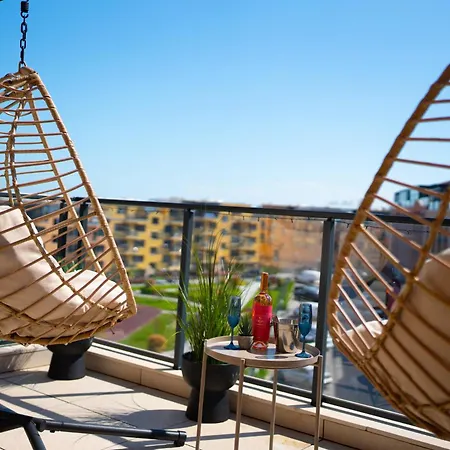 Complex Bella With Free Parking,jacuzzi,bbq Apartment *
