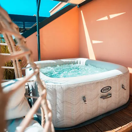 Complex Bella With Free Parking,jacuzzi,bbq Apartment Varna