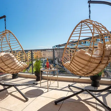 Apartment Complex Bella With Free Parking,jacuzzi,bbq