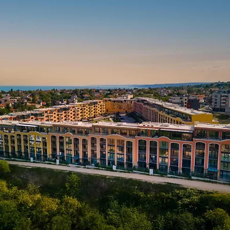 Apartment Complex Bella With Free Parking,jacuzzi,bbq