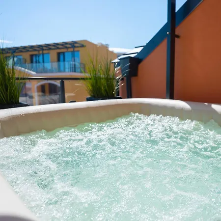 Apartment Complex Bella With Free Parking,jacuzzi,bbq