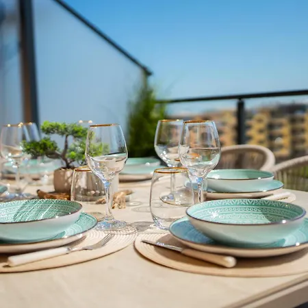 Apartment Complex Bella With Free Parking,jacuzzi,bbq *