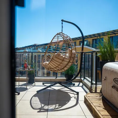 Complex Bella With Free Parking,jacuzzi,bbq Apartment Varna