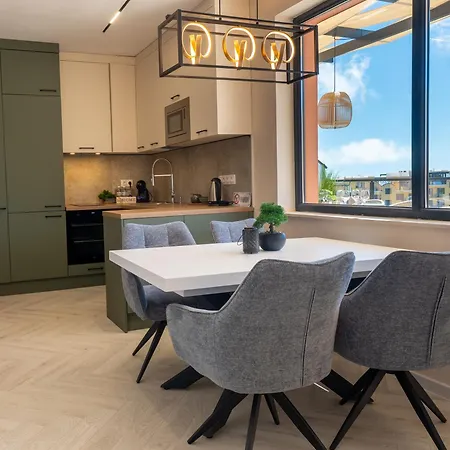Apartment Complex Bella With Free Parking,jacuzzi,bbq