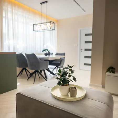 Complex Bella With Free Parking,jacuzzi,bbq Apartment Varna