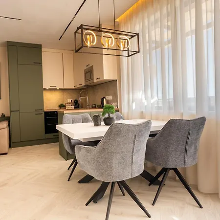 Complex Bella With Free Parking,jacuzzi,bbq * Varna